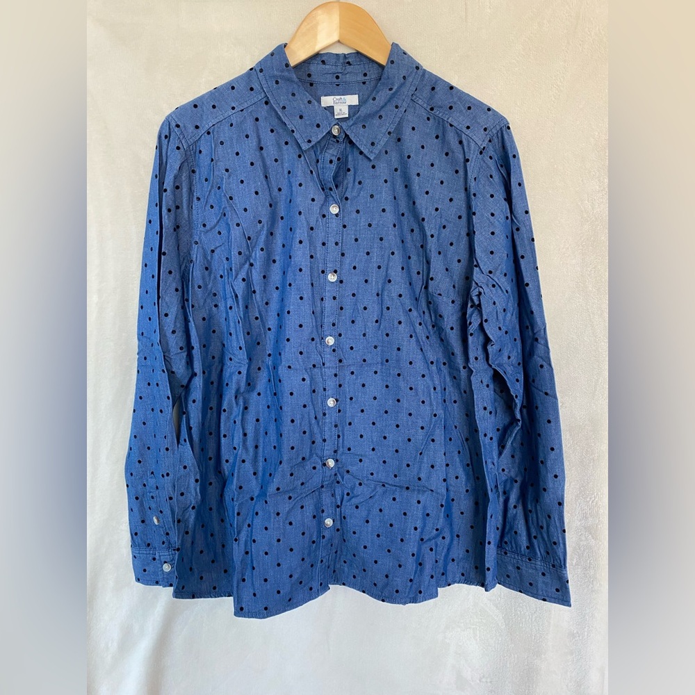 Women’s Croft & Barrow Button Down Shirt